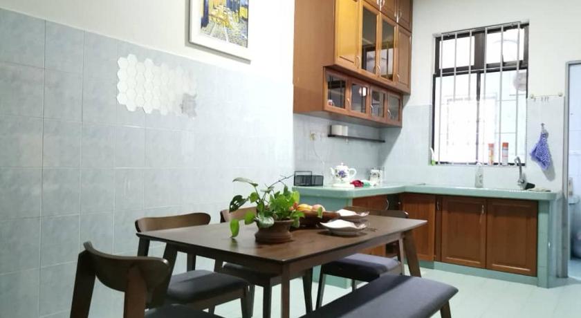 UIA Younee Kuantan Homestay 3R2B 9pax 5 min to town - image 34