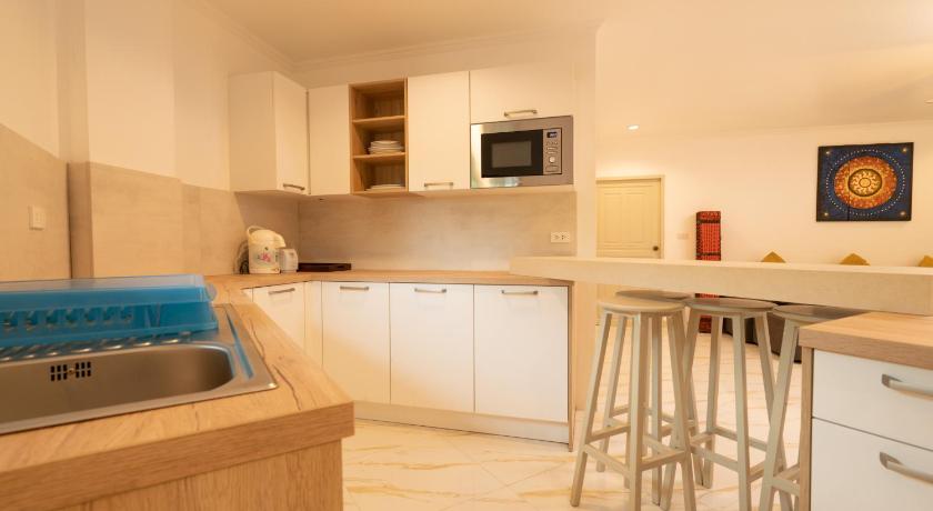 Sai Rougn Apartment - image 8