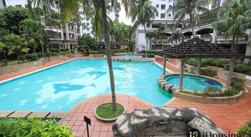 マラッカ Mahkota Jonker Street Melaka By I Housing 4つ星 ゲストハウス プール