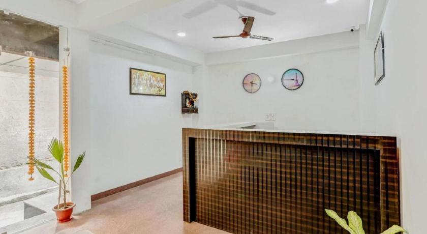 Hotel Noida Stay sec 51 photo