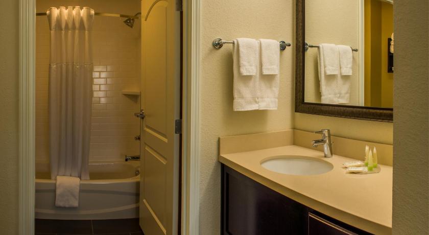 Staybridge Suites Schererville