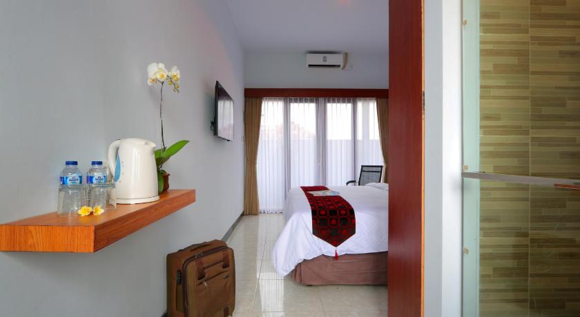 Valomia Guest House photo