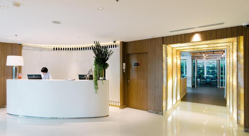 バンコク Citrus Sukhumvit 11 by Compass Hospitality 4つ星 ホテル スイート