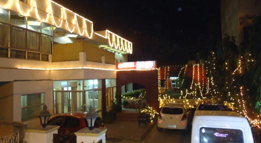 Hotel Sugandh Retreat