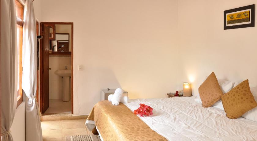 Image of Deluxe Double Room with Balcony 5