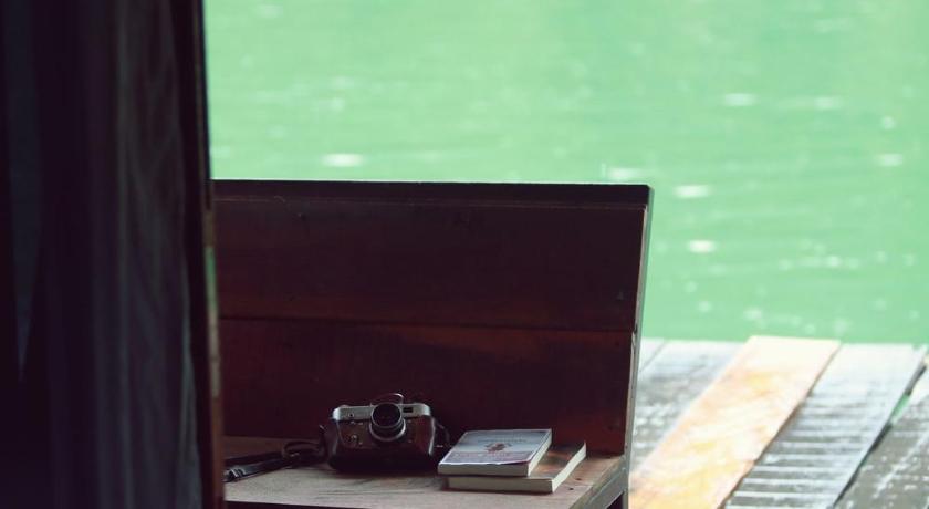 PraiwanRaftHouse แพไพรวัลย์ photo