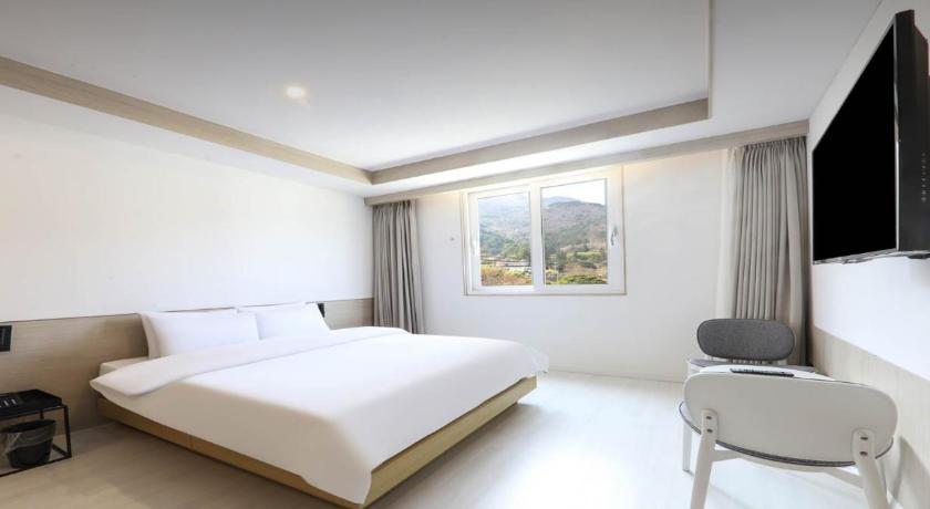 Image of Double Room 4