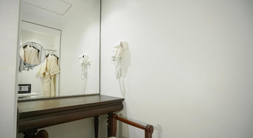 Image of Junior Suite 11