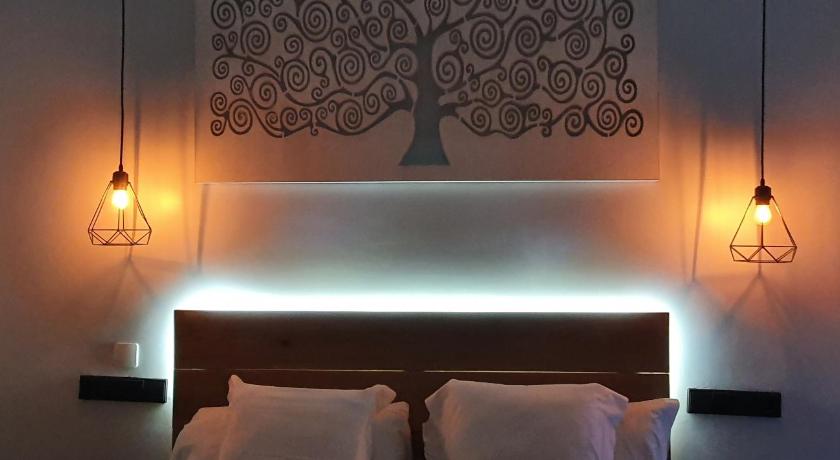Foto de CH Otello Rooms by HEBEROOMS - Reserva con descuento Agoda