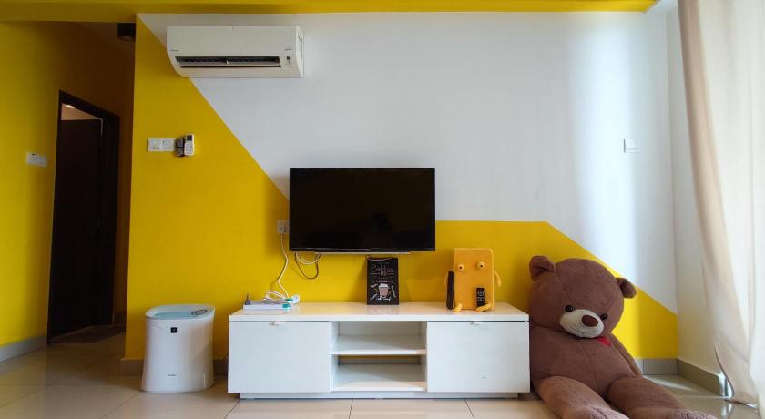 Urban Modern Apt @ Majestic Condo by 21 Homestay - image 39