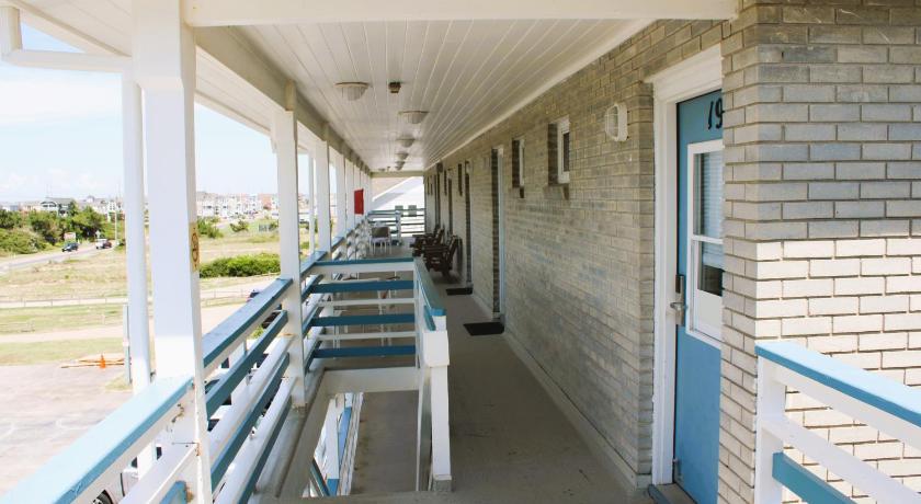 Blue Heron Motel photo