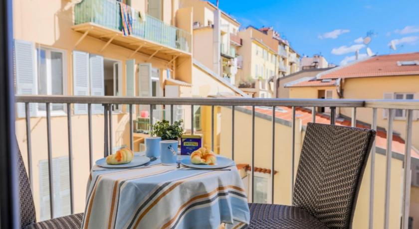SUEDE 3 AP4209 By Riviera Holiday Homes photo
