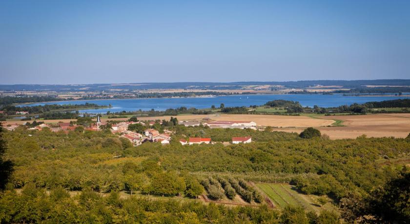 Logis Hotel du Lac de la Madine