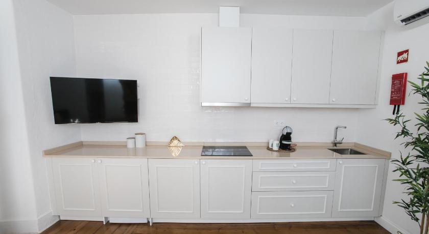 エヴォラ Casa Soure Suites and Apartments 4つ星 ホテル 施設