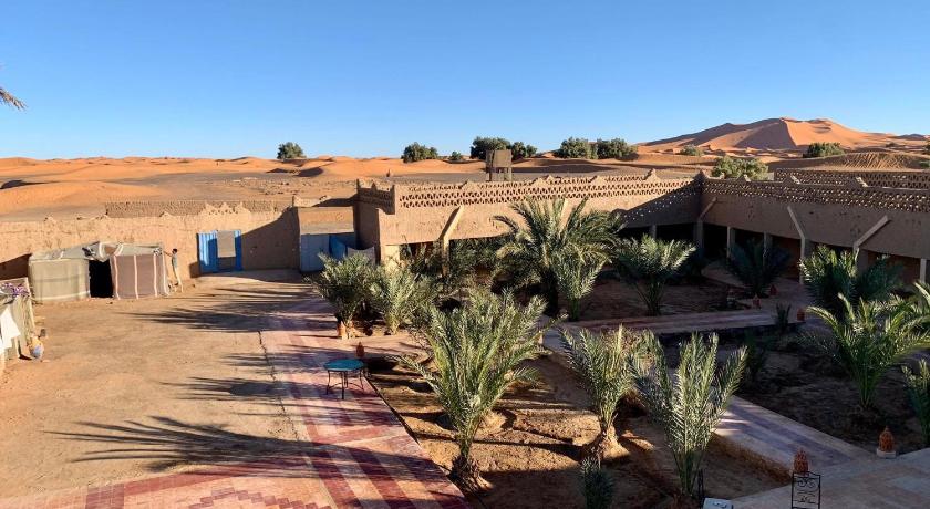 Maison Adrar Merzouga — Hotel in Merzouga