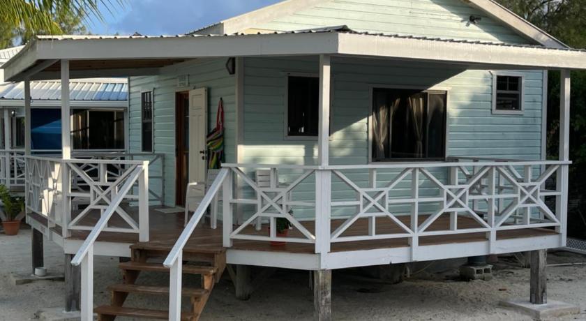 Hidden Treasure Vacation Home Blue Bay Cottage photo