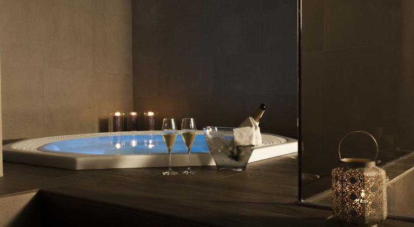 Ego Hotel