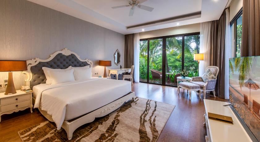 Image of 4-Bedroom Duplex Villa with Private Pool 3