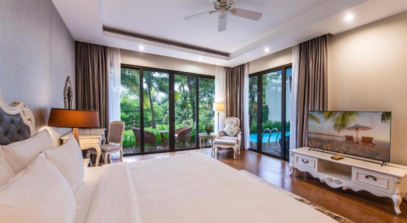 Image of 4-Bedroom Duplex Villa with Private Pool 6