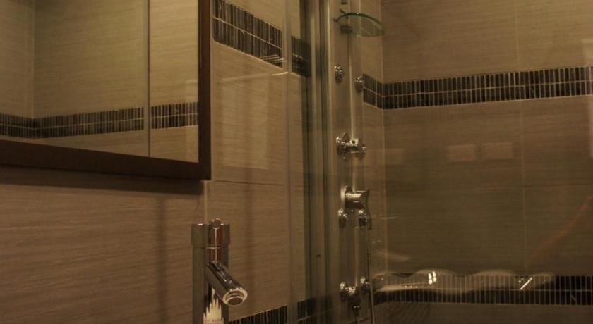 Image of Classic Quadruple Room 11