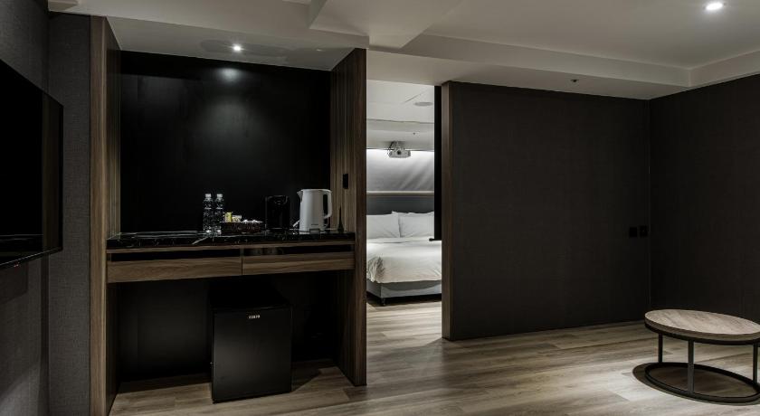 Image of Superior Suite 7