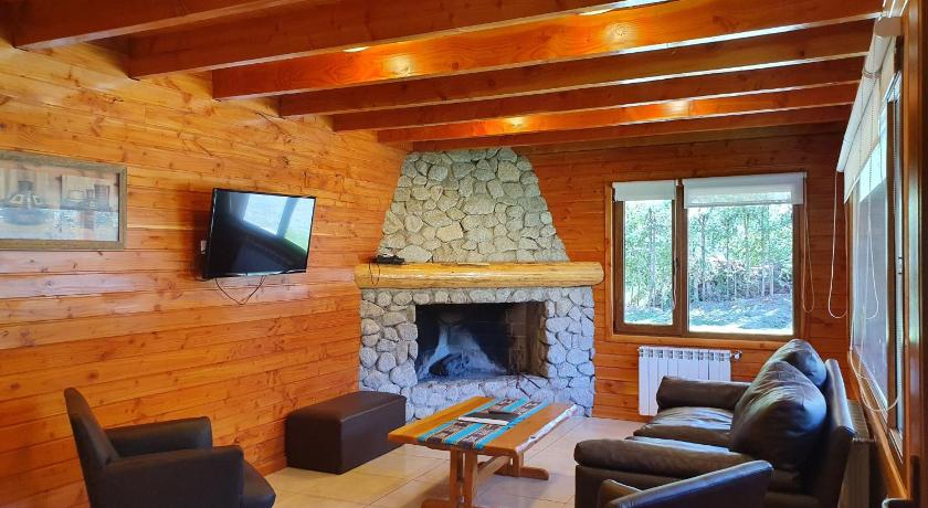 Image of Four-Bedroom House 5