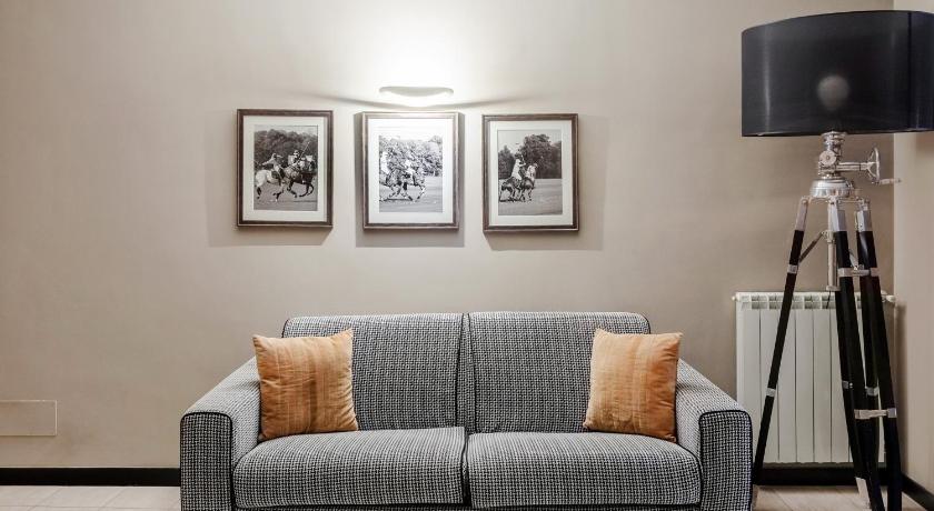 Image of Large 1 Bedroom Apartment, Sofa Bed and Bathtub 7