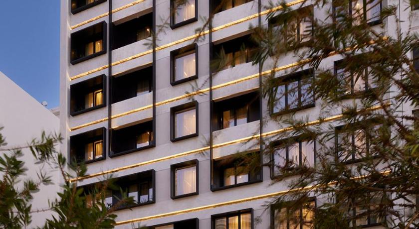 The Port Square Hotel — Hotel in Athens
