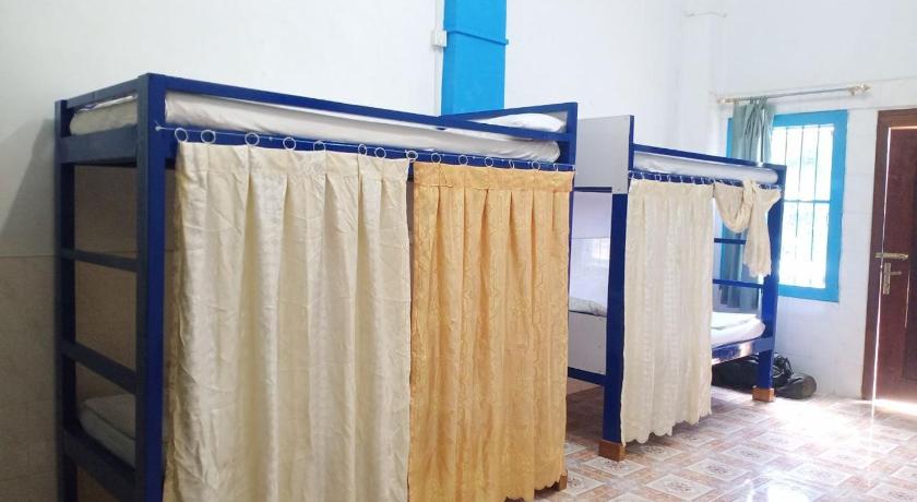 Image of Single Bed in 8-Bed Dormitory Room 4