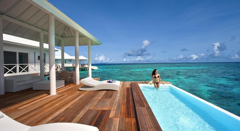 Diamonds Thudufushi Beach & Water Villas - All Inclusive, Maldive ...