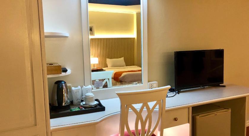 Hermitage Hotel Korat-SHA photo
