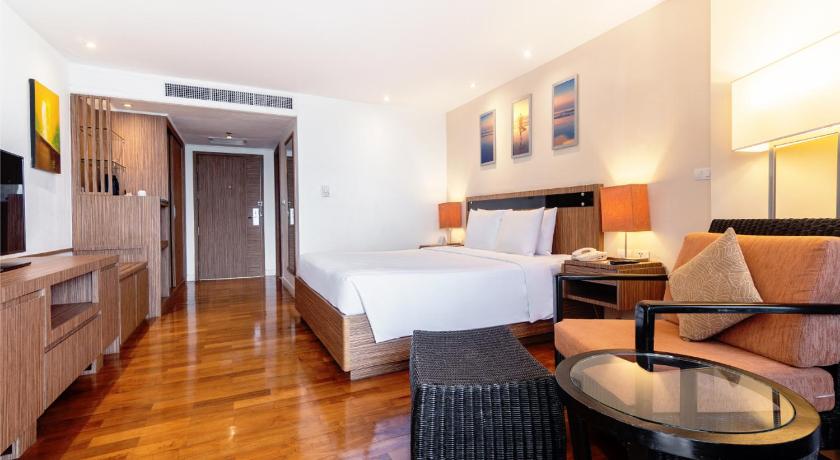 Image of Executive King Suite with Ocean View 5