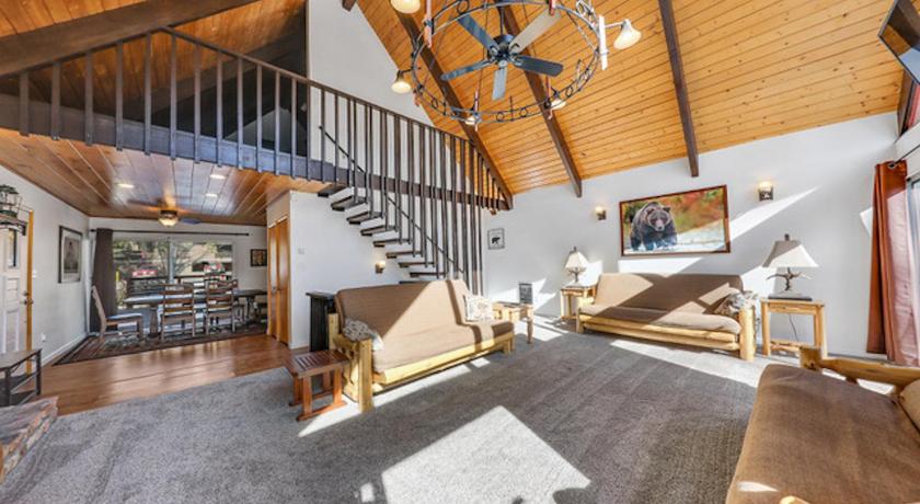 아이딜와일드 (CA) Silver Pines Lodge 2성급 숙소 외관