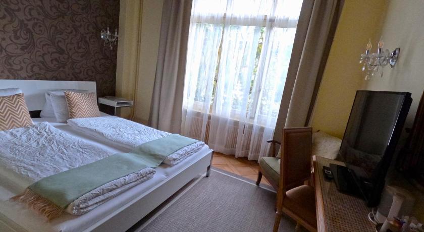 Image of Double or Twin Room 4