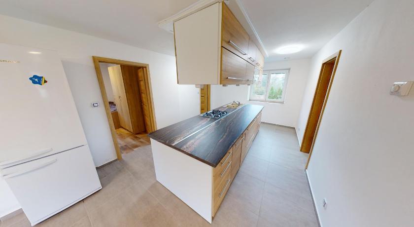 セドレツ・プシェチツェ Apartmany U Mirase 3つ星 ゲストハウス レストラン