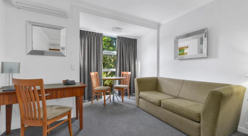 Quality Inn Airport Heritage photo