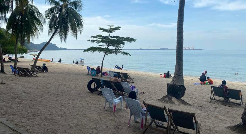 15Pax Sitiawan Paradise Beach Modern HOmestay photo