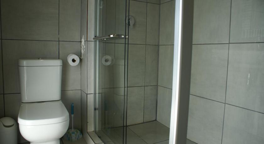 Flutterby Guesthouse photo