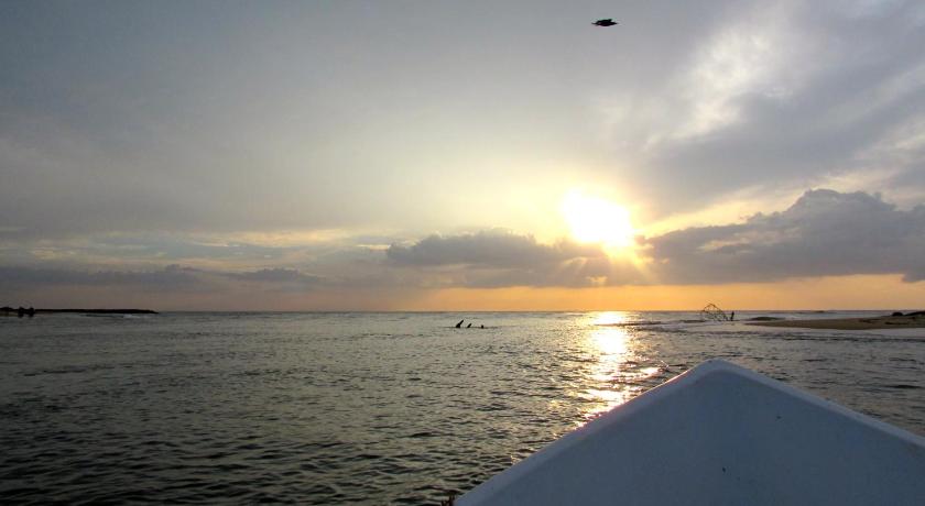 Puetz Travels Beach Resort photo