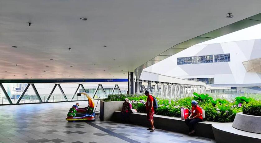 シャーアラム i-City【CASA IMPIAN】~Wifi/Netflix/Parking~7pax 5つ星 シングルルーム 眺望