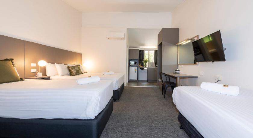 Image of Twin Room 4