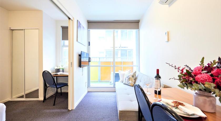 Image of One Bedroom Apartment 4