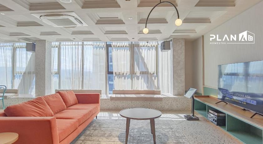KLCC Scarletz Suites by Stevvy KL Homestay - image 11