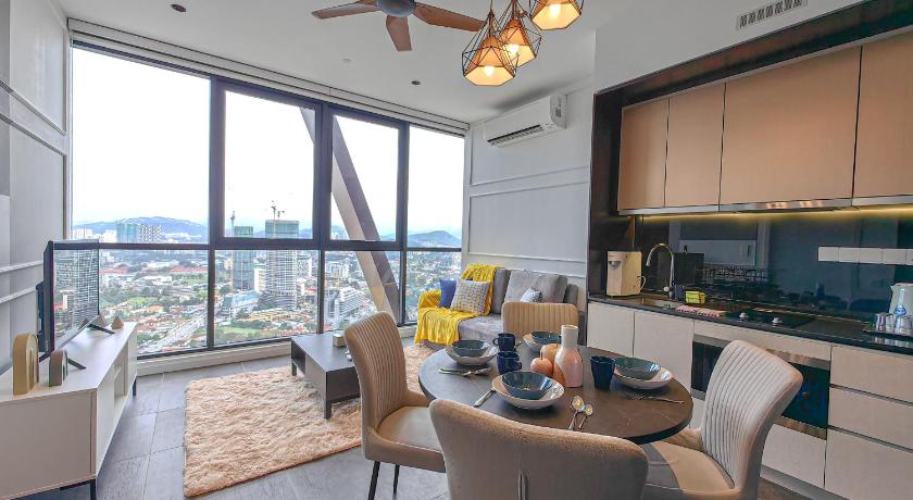 KLCC Scarletz Suites by Stevvy KL Homestay - image 6