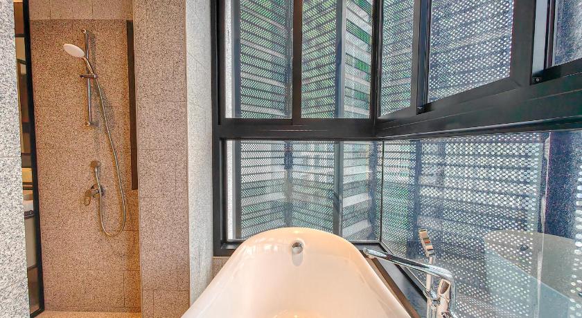 KLCC Scarletz Suites by Stevvy KL Homestay - image 4