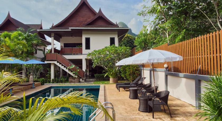 Image of Two-Bedroom House 4