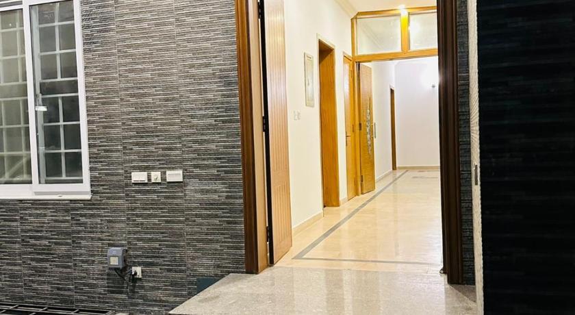 Travelodge Guesthouse - image 10