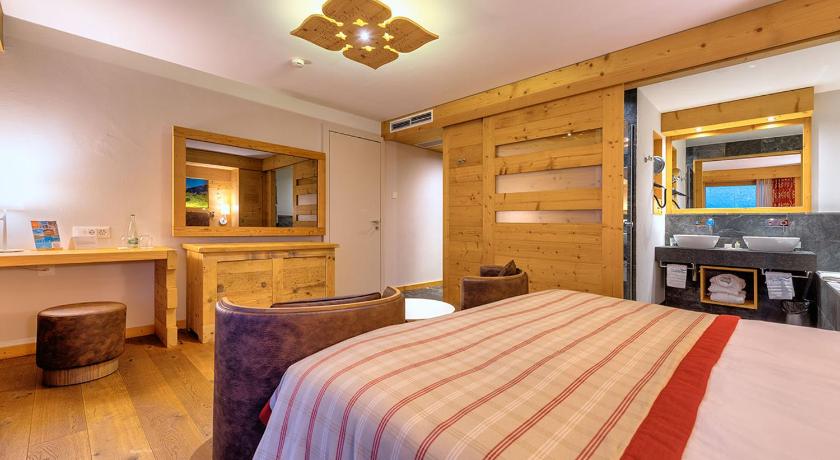 Image of Cozy Room Without View 8