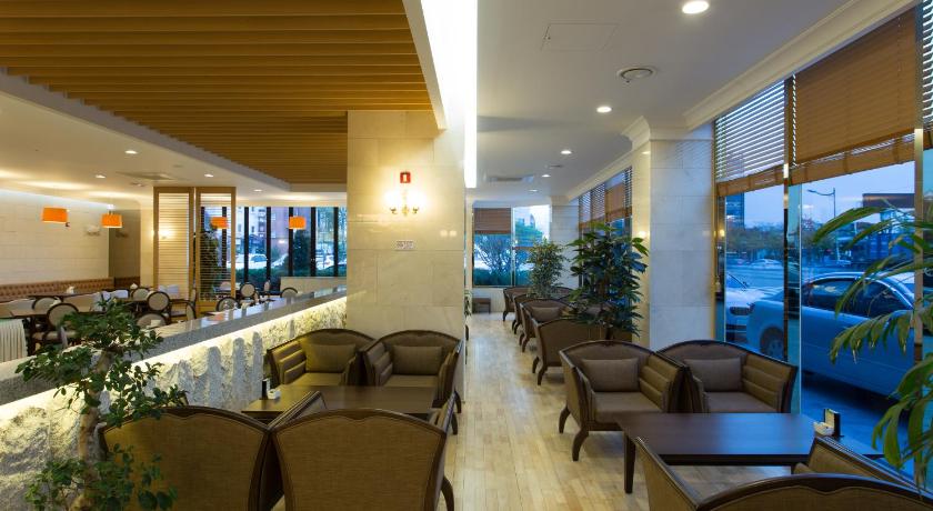 Mokpo Fontana Beach Hotel Hotel lobby