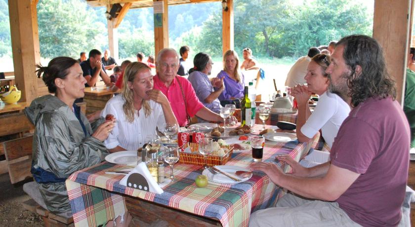 Rafting Camp Tara Center Tri Vodenice photo